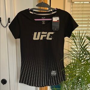 NWT sexy UFC Women's Black V-Neck Top Sz S